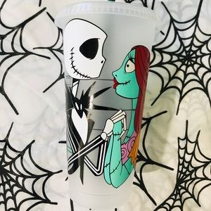 Starbucks Venti Reusable Cold Cup design